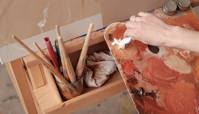 How to Choose Painting Mediums and Additives for Better Results